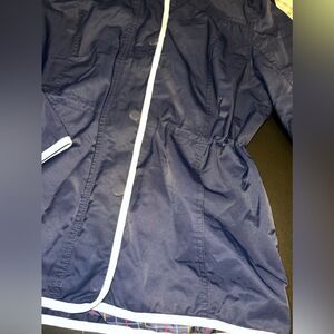 Tommy Hilfiger Women’s Navy Rain/ Spring Jacket Size Medium EUC  Preppy Academia